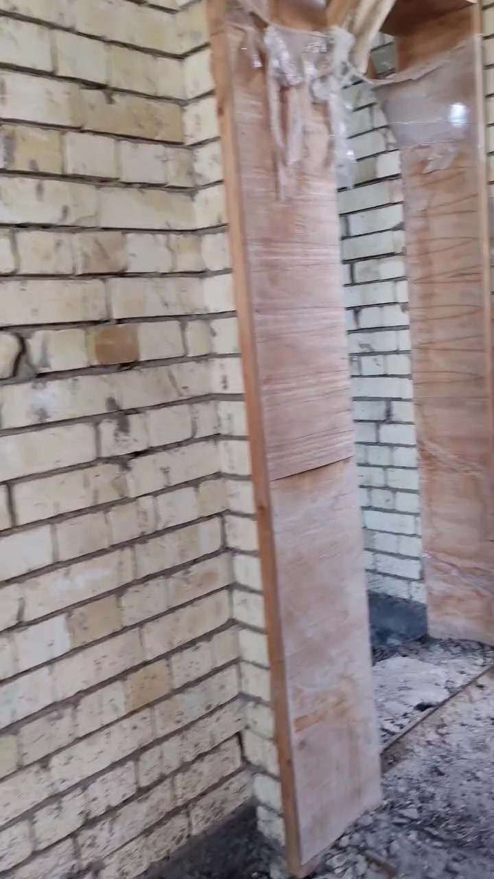 السلام عليكم
للبيع هيكل ٢٥٠ متر ١٠ في٢٥ طابو صرف في الشهداء الأولى على شارع ١٥ وعلى حديقة المجاورة محطة وقود الصقلاوية وطبعا هذة الحديقة واقعة مباشر على طريق فلوجة صقلاوية.بناء درجة أولى وموجودة إجازة بناء . وكامل الخدمات . سعر البيع ٨٤ وبيها مجال. متواجد على الفيس
