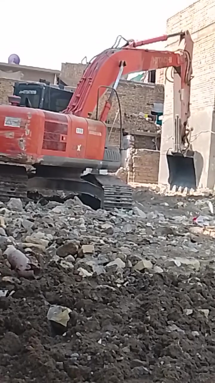 تفليش بيوت • رفع أنقاض • ارض جاهزة