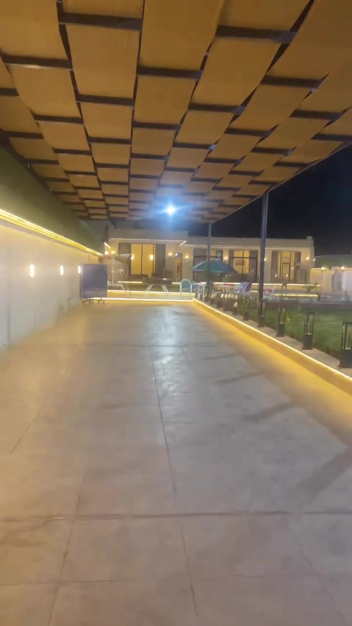 * مزرعه الوهج للايجار اليومي
العنوان بغداد السلاميات نهايه الشعله
ملاحضه يتوافر حجوزات للحفلات مثل !
أعياد ميلاد _ خطوبه _اعراس
لحجز الاتصال ع الرقم المثبت سعر الشيفت ٢٠٠ الف 
للاستفسار ***********
