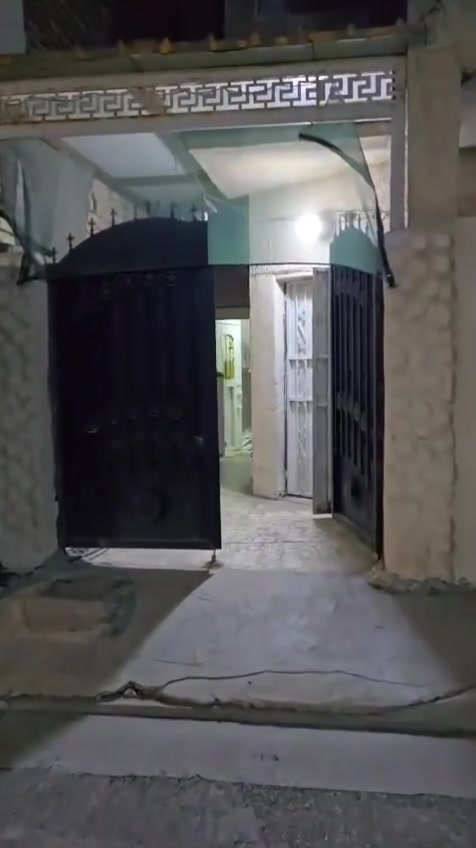 بيت طابو صرف مساحه خمسين متر الدوره الزيتون المربع الثاني مباشر مع صاحب الدار ***********

