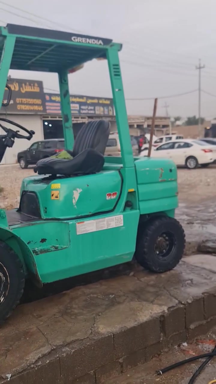 شوكية ميتسوبيشي • موديل ٢٠٠٢ • جاهزة شغل