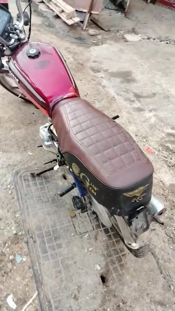 السلام عليكم ايرانيه موديل 20 مكانه بغداد حي اور وسعرها225 وبيها مجال وهذا الرقم بيك خير وتدلل شراي يتصل***********
