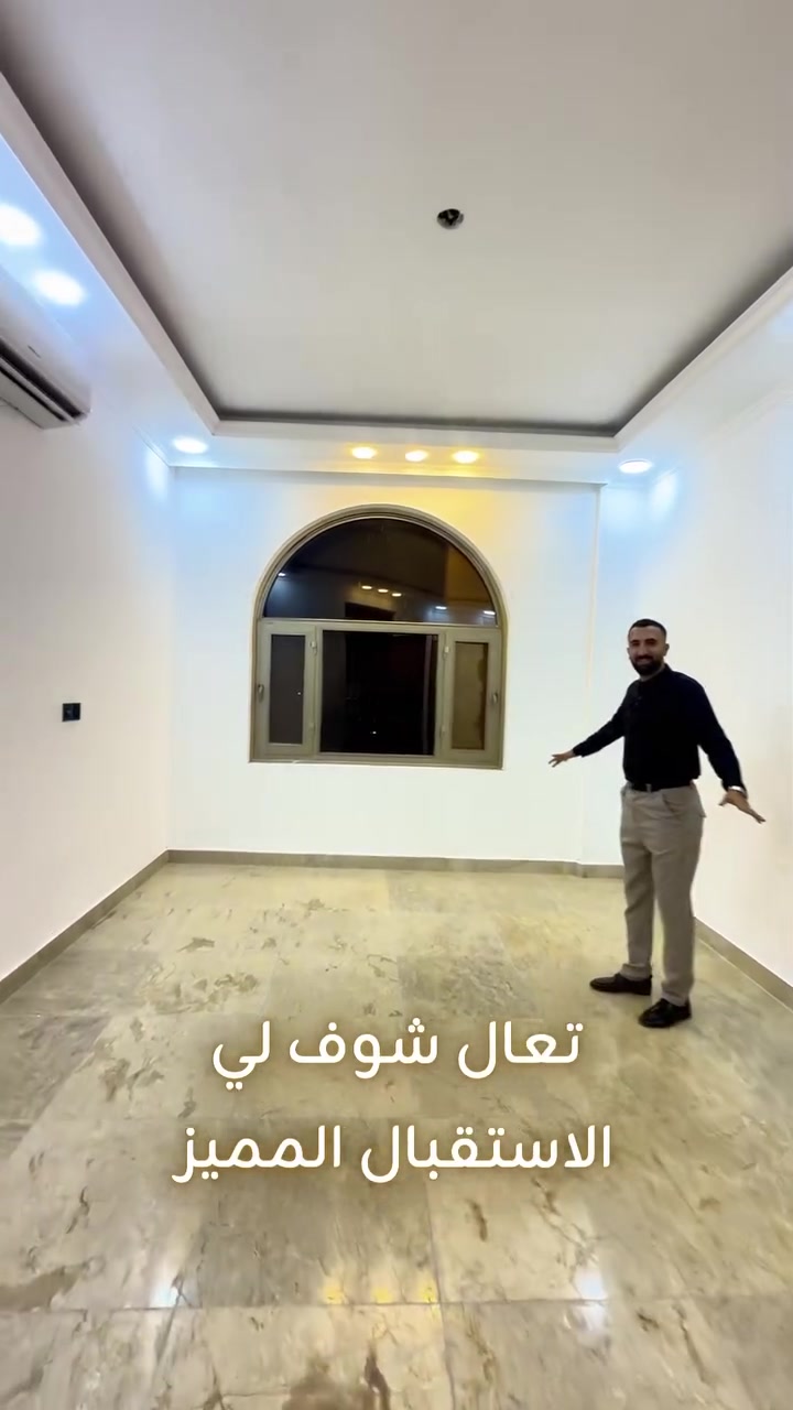 🏡 شقة مميزة للإيجار ✨

إذا تدور على شقة تجمع بين الراحة، الأناقة والترتيب 😍
شقة جميلة جداً تتكون من غرفتين نوم + استقبال واسع + مطبخ أنيق ومرتب، بتفاصيل تخلي المكان مريح ومناسب للسكن.

✨ تصميم جميل
🛏️ غرفتين نوم
🛋️ استقبال مميز
🍳 مطبخ جميل ومرتب
📍 فرصة حلوة للسكن والاستقرار

📞 للاستفسار والتفاصيل تواصل معنا
***********
