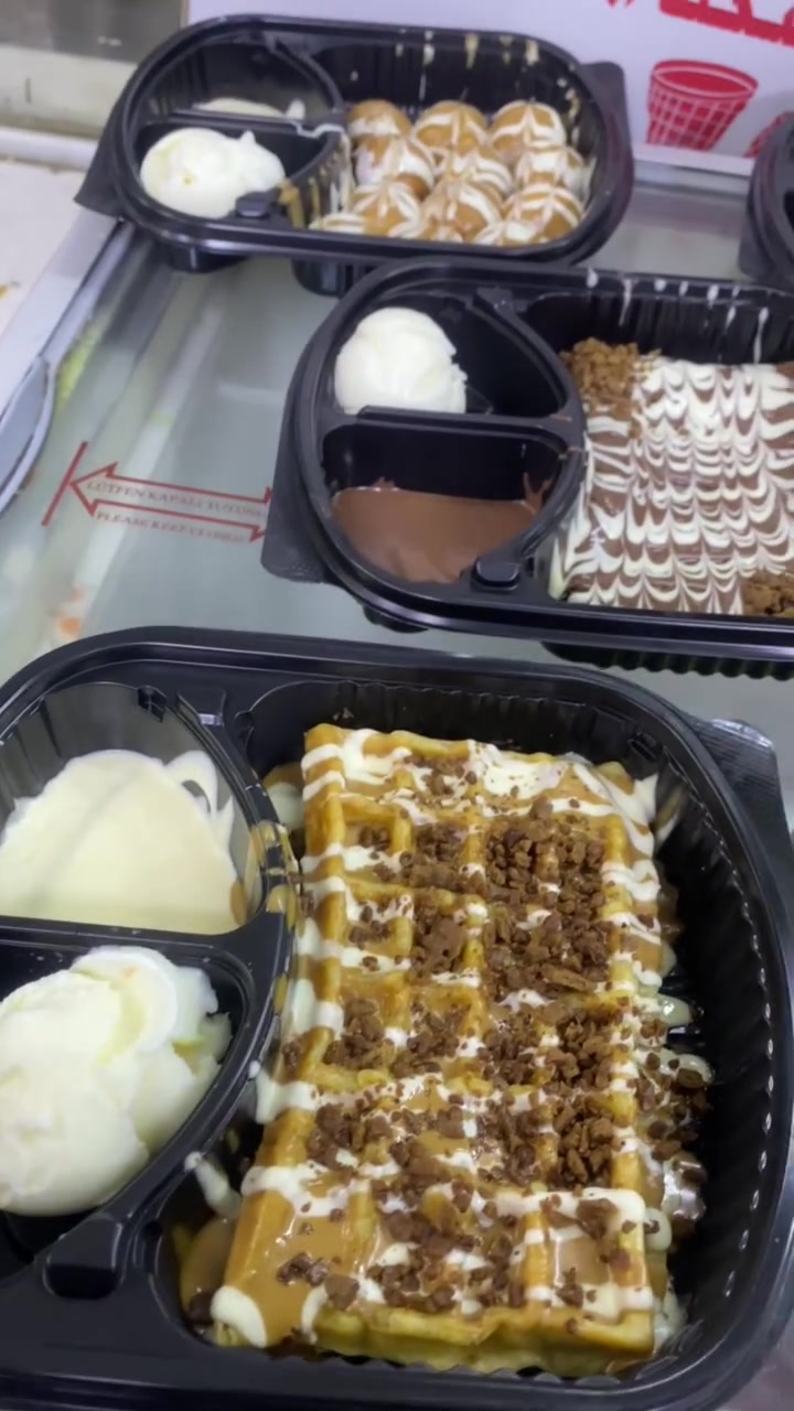 الشغل المرتب يحجي عن نفسه! ❤️ نعتني بطلبكم لأصغر التفاصيل حتى يوصلكم بأحلى ترتيب وطعم. 🍫🍨

📍 تنورونا بزيارتكم: الشماعية - شارع الكهرباء - قرب مطعم ملك البيتزا

📲 أو اتصلوا / واتساب:***********
