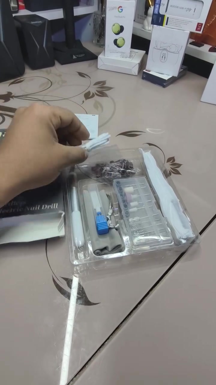 جديد لوك فرطونة ب7شحن

نص مكتوب في الصور:
- vivo X200 Pro | ZEISS
- ٢٣:٠٠ ٢٠٢٦/١٠/٠٢