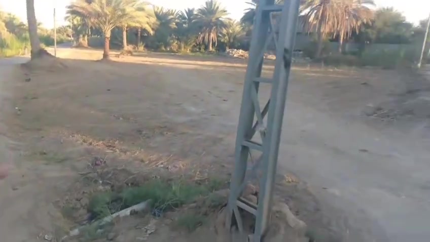 السلام عليكم 
نص دونم للبيع الموقع كربلاء منطقة الامام عون ع موقعة ممتاز السعر ٩٥ وبيه مجال خدمات كاملة ***********
