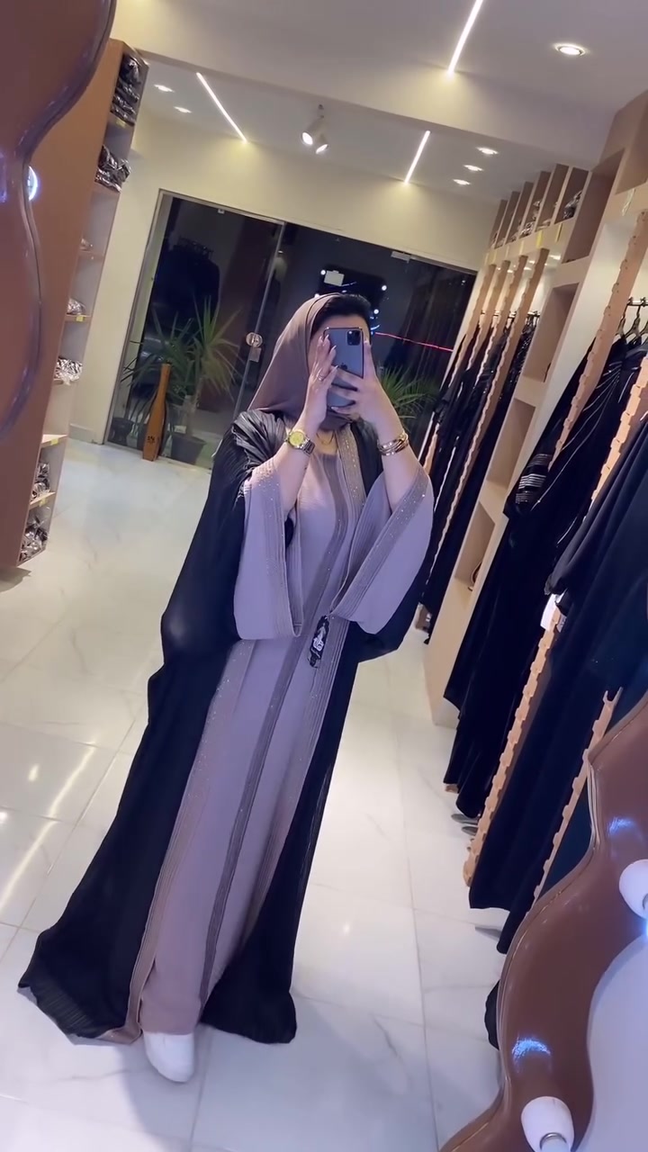 كل عباية حكاية من الأناقة والجمال
لطف للعبايات الخليجية
البصرة/الزبير مول/ط٢
***********
توصيل جميع المحافظات
