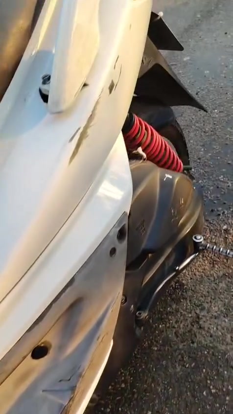 مرقم سنويه جاهزه
ادامه قبل يومين
كلجات بنزات رياضي قايش جديد
راجز سلف جديد
فيت بم جديد 
 كفراتهه 60/100 
بس الأصلية
عوزهه تريشه صفح 
شاشه مالتهه هيه وطوافه شغاله بس فالت لفيشه من جوه كيلو متر مو شغال تايرات امبدلات قبل فتره 

نوزلهه نضيف تانكيهه نضيف 
تجي تشوف بعينك عوزهه ترتيبات 
لمكينه مفتوحه  ولفات اصليه غراض اصليه 
مكفوله من تبخير وتنقيص 
***********واتساب
