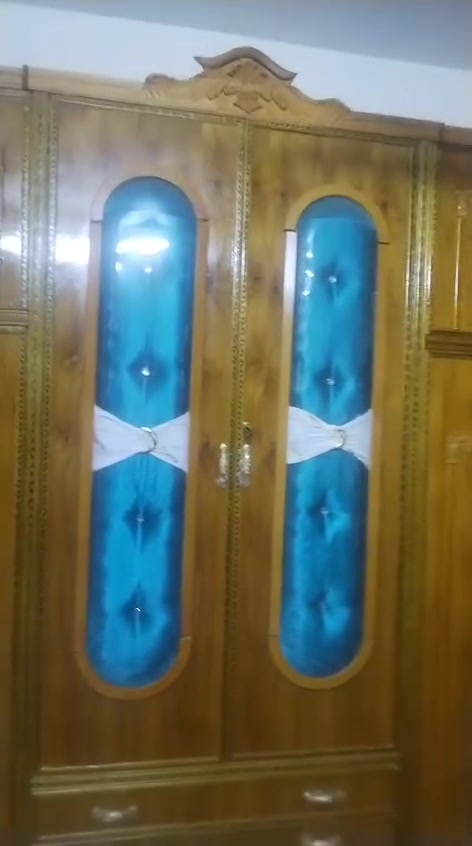 سلام عليكم غرفه صاج جديده نظافه 100 بل 100 بعدها ما مستخدمه البيع سبب ضرف مكاني بغداد  سعرها 900الف 
***********
