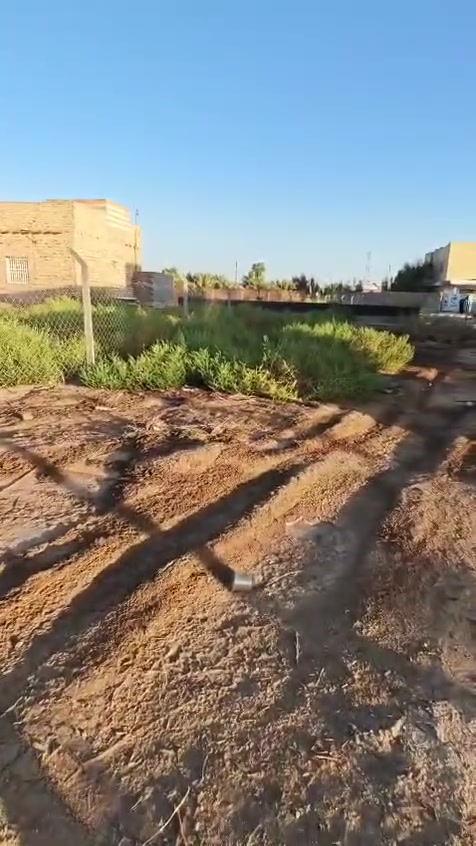 السلام عليكم قطعه للبيع في حي المنصور نزله الشهداء مقابيل بيت سوادي القديم المساحه 500متر واجه 17 ونزال 29.5 سند 25 بسمنه مداور ثاني يوم للستفسار الاتصال عله الاقام التاليه ***********
***********
