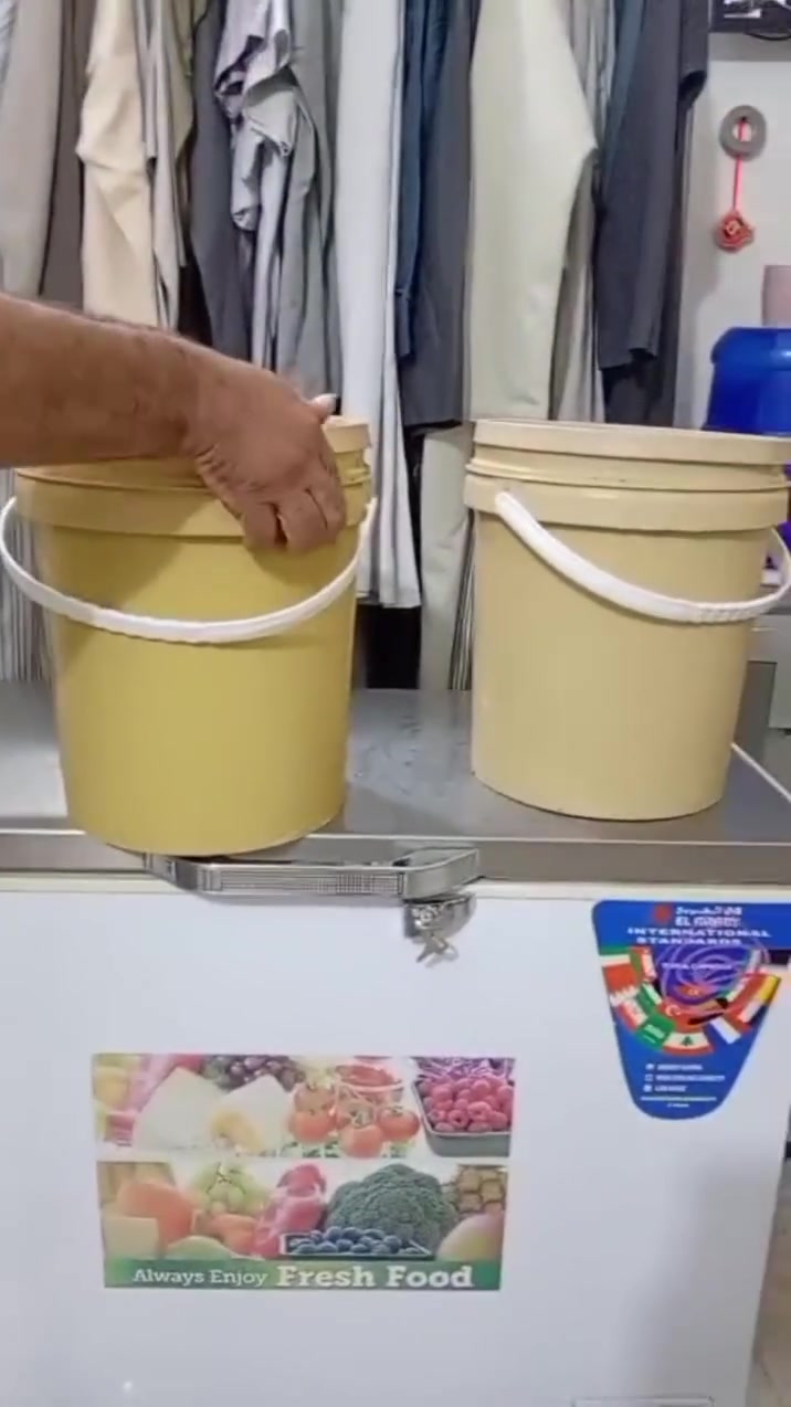 صطل غذائي • جركانات • برميل ٢٢٠لتر