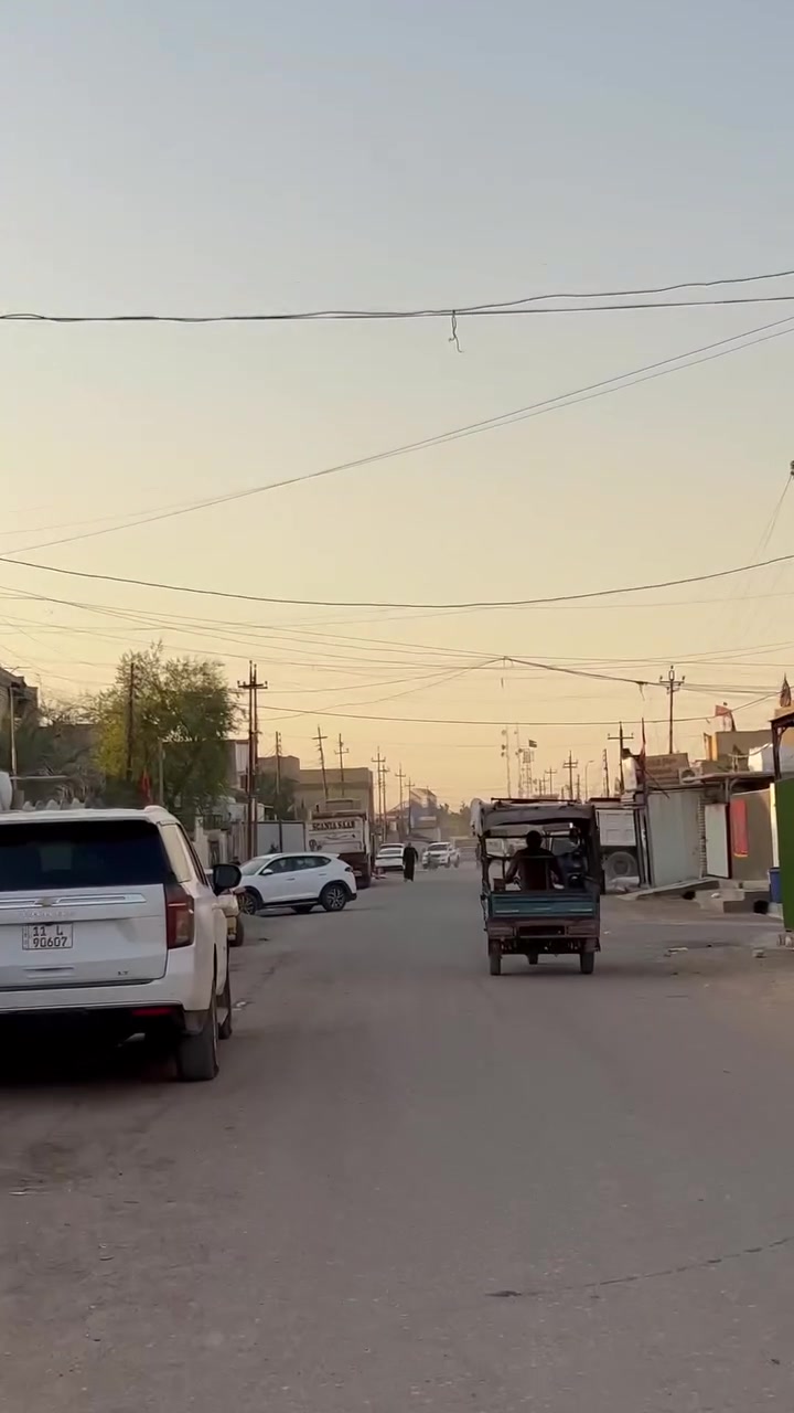 السلام عليكم بيت البيع نص قطعه بيه غرفتين غرفه فوك بعده يرادله ترايب وجوه كامله وكلشي كامل كاشي وسراميك 
ومستعجل عله بعته سعر 40 
***********
