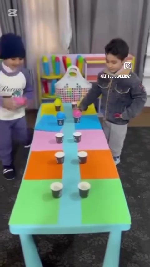 سلام عليكم عندي روضه للبيع. 200 متر ب 30 مليون وبيه مجال هيه وملحقاته كامل. سبب البيع عدم التفرغ مكانه حي السواق تبعد عن الشارع العام 100 متر فقط اي استفسار ع هذه الرقم ***********
