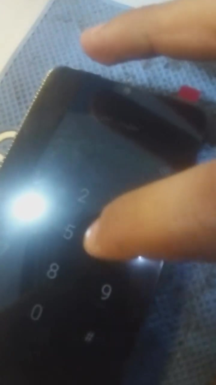 تصليح جميع شاشات بانسب أسعار تصليح جميع عطلات هواتف تواصل واتساب ***********

