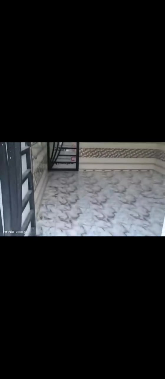 بيت للايجار في الصالحيه قرب مدرسه الريف الزاهر بيت طابقين أربع غرف نوم استقبال صاله مطبخ وصحيات .جاهز كيزر خط امبيريا ماطور خزانات ماي حلو ومالح مغاسل كامل للاستفسار ***********
