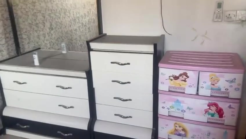 للبيع الاتصال على ***********
