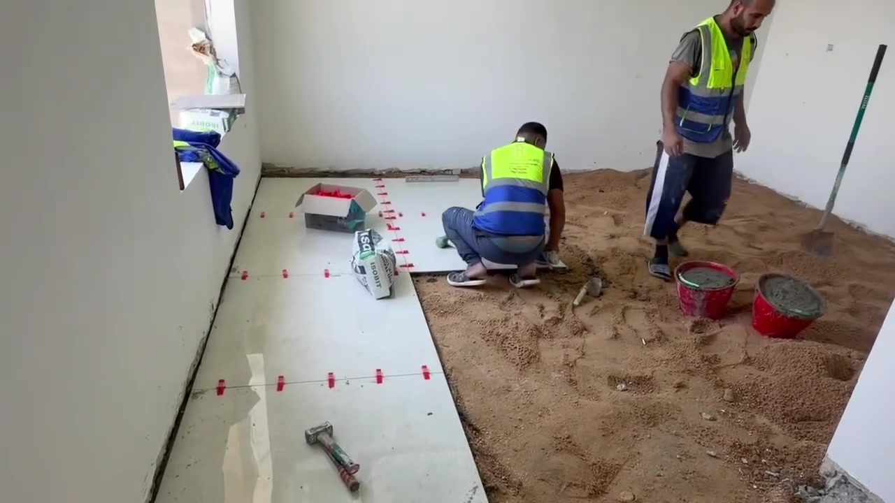 من الفكرة وحتى مفتاح الاستلام، الأسوار الهندسية هي شريكك الموثوق. نوفر لك تصاميم عصرية وتنفيذاً احترافياً يناسب ميزانيتك.
(موقع من مواقع الشركة مرحلة تطبيك الارضية كادر مصري مميز من كوادر الاسوار الهندسية)

#الاسوار_الهندسية_للمقاولات_العامة
#بناء_نقد_وبالتقسيط
#ولايوجد_اي_دفع_مقدم
#الدفع_بعد_اكمال_كل_مرحله_من_العمل
#الاسوار_الهندسية_اختياركم_الامثل🫶

#ضع_ثقتك_بنا
#للتواصل_والاستفسار
#بغداد_شارع_فلسطين
#قرب_الجامعة_المستنصرية

***********
 ***********

 #اشارة
 #بناء
