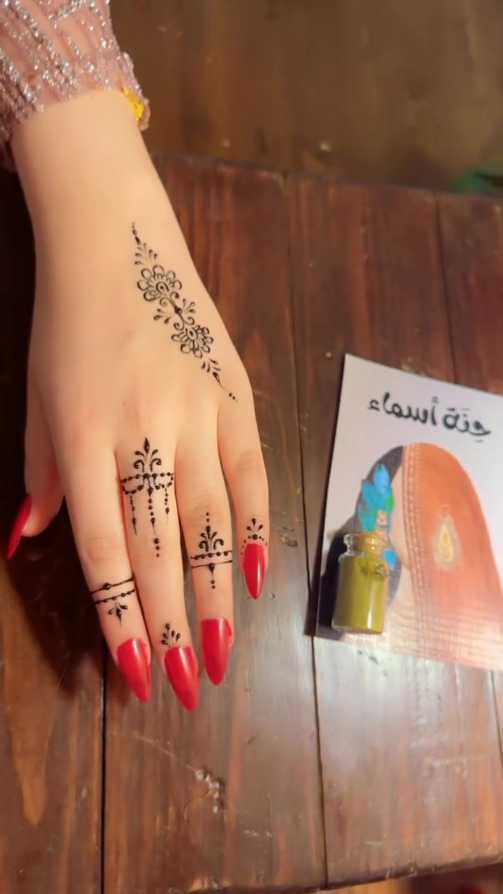 ️ صيفك أحلى مع نقش الحناء! ☀️

لأن كل مناسبة تستحق لمسة جمال…
احجزي نقش الحناء الخاص بك وتميزي بأجمل التصاميم الصيفية.

🌿 حناء طبيعية
✨ نقوش عصرية وكلاسيكية
💍 مناسبة للأعراس، الخطوبة، التخرج، وجميع المناسبات

📩 للحجز والاستفسار
راسلينا الآن لتحديد موعد
***********

خلّي نقشك يحكي عن أناقتك هذا الصيف! �
