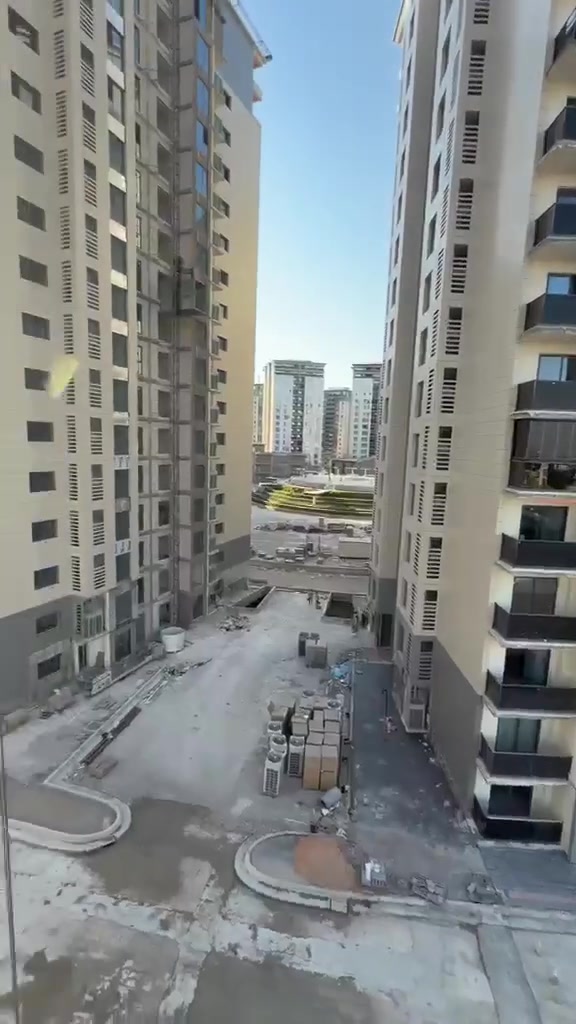 مجمع البروج • ١٦١م • غرفتين