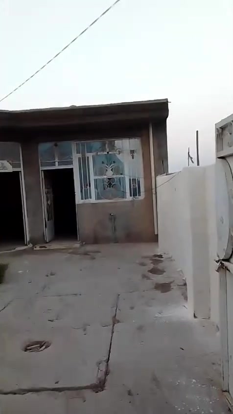 السلام عليكم بيت للبيع ديالى الخالص حي العصري
السعر ٦٥ مليون 
باقي التفاصيل الاتصال على الرقم ***********
@إشارة

نص مكتوب في الصور:
- بيت البيع