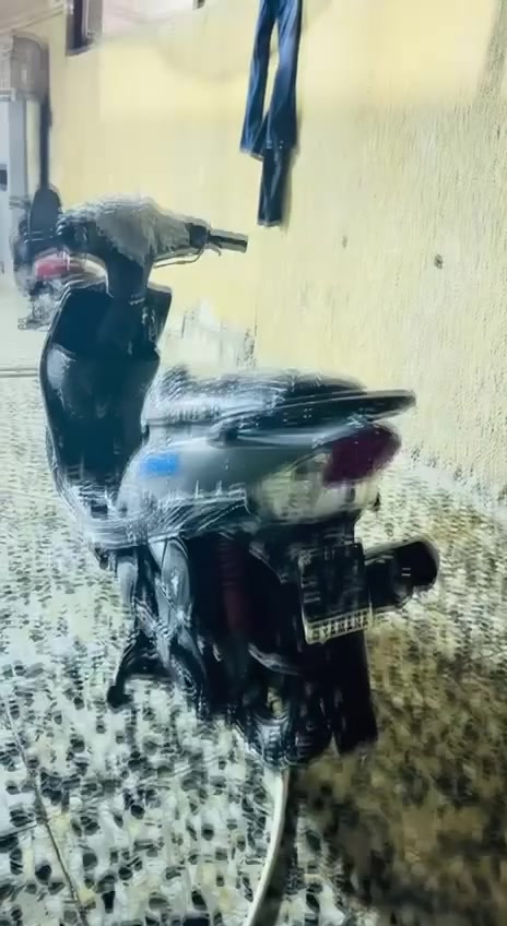 السلام عليكم ماكس عدله بلادي بسـ كفرات تجاري ال بجم مكسور موضح ب صورة والوجه موجود دراجه خير من الله  ويحتاج الها ادامه شلعه معدل حلوات
كهربائيات كلهن شغاللات مابيهن نقص وعندي صالنصه وياها FM لين رجعت صالنصه بلادي  السعر 550 بيها مجال كلش قليل العنوان بغداد مدينة الصدر ***********
