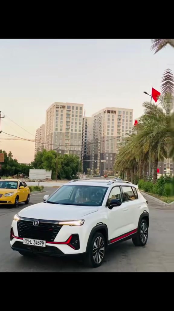 السلام عليكم ورحمة الله وبركاته،
شانجان2025  CS35 Plus فئة Limited أعلى مواصفات ضمن فئتهه (بانورما كشنات جلد تشغيل عن بعد رنك ١٨ جنطة كهرباء كشن السائق كهرباء شاشات ديجيتال تشغيل عن بعد وبعد بيهه هواي مواصفات)

( بحالة الوكالة  وبسعر جدا مناسب) .

السيارة ماشية34 ألف كم فقط، حرة تحويل مباشر رقم بغداد، وتحت الضمان وكامل صياناتها الدورية بالشركة ودفتر الضمان موجود.

المحرك  1.4 تيربو  عزم القوي واعتمادية عالية واقتصادي جداً بالصرف

  و كير متطور وناعم مبلل بالزيت بالكامل لا يحمه ولا يچل وتسارع رهيب ، والسيارة ثبتت نجاحهه بقوة بالشارع  العراقي .

السعر المطلوب165 ورقة، يعني)،

السيارة موجودة في بغداد السيدية 🚙،

وللاستفسار الاتصال على الرقم ***********

***********
