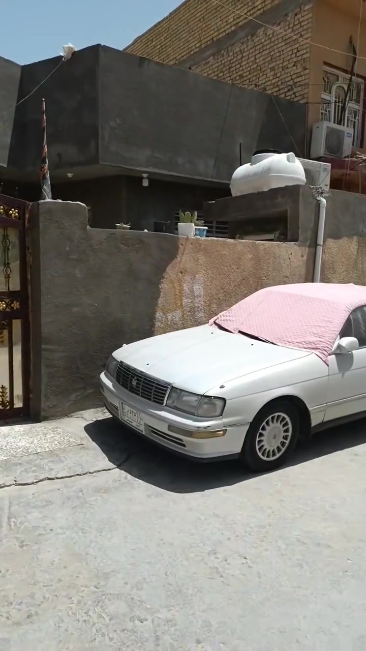 بيت للبيع مصفر منطقة (الخاجيه شارع 40) ل مساحه 200متر سعر 90مليون لل ستفسار اتصل ***********

