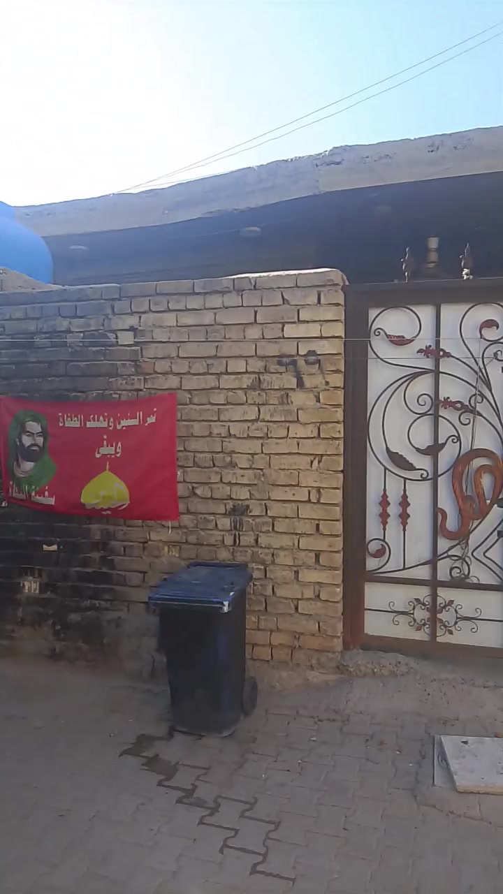 السلام عليكم بيت المساحه 100 متر العنوان شعله الدواله شارع البودراج البيت يحتوي على استقبال 6 في ثلاثه ويحتوي على غرفه نوم خمسه في اربعه ونص وعلى ترك وحمام وصحيات خارجيه البيت يحتاج فقط تاره وبيتونه وارضيه البيت كامل جوس ظهورك وسيراميك فقط ستاره وبيتونه وارضيه الوجه سبعه والنزال 15 الاستفسار على هذا الرقم انا مكلف النشر *********** فقط واتساب
