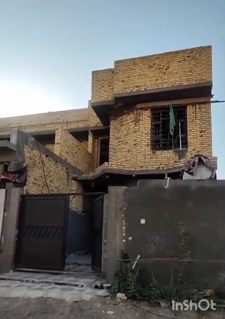 بيت ١٢٠ متر طابقين الإسكان الصناعي منطقه ال٤٠٠٠الطابق الارظي كامل الثاني قيد الانشاء يعني لبخ وبياض وسراميك مثل ماموظح بلمقطع  استفسار ***********واتساب اتصال

نص مكتوب في الصور:
- صوت قصتك
- إرسال إلى
- شركة النجمة للااثاث المنزلي
- InShot صوت قصتك إرسال إلى شركة النجمة للااثاث المنزلى