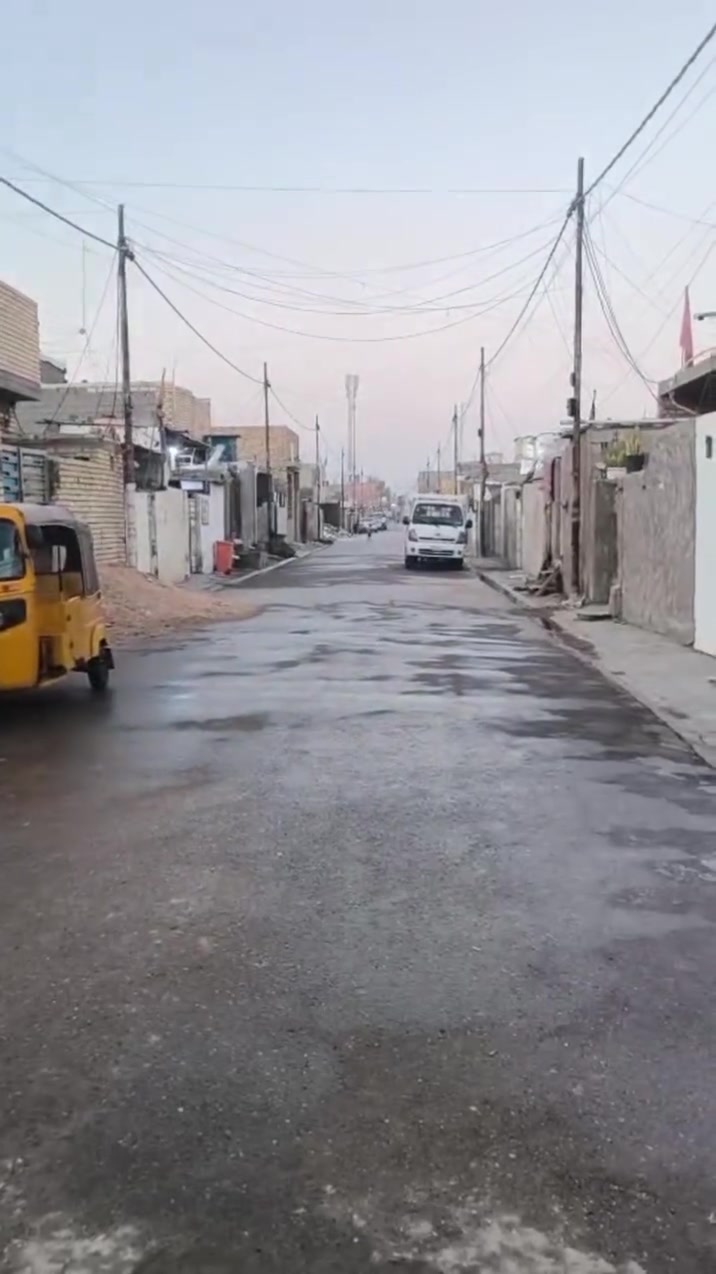 سلام عليكم متابعين مكتب النور العقار توفر عندي بيت المساحه 100 متر عنوان بغداد حي اور سبع قصور شارع ابو علي قرب حسينية آل هاشم الاستفسار تصال على رقم الهاتف 
السعر 55 وبي مجال 
***********
