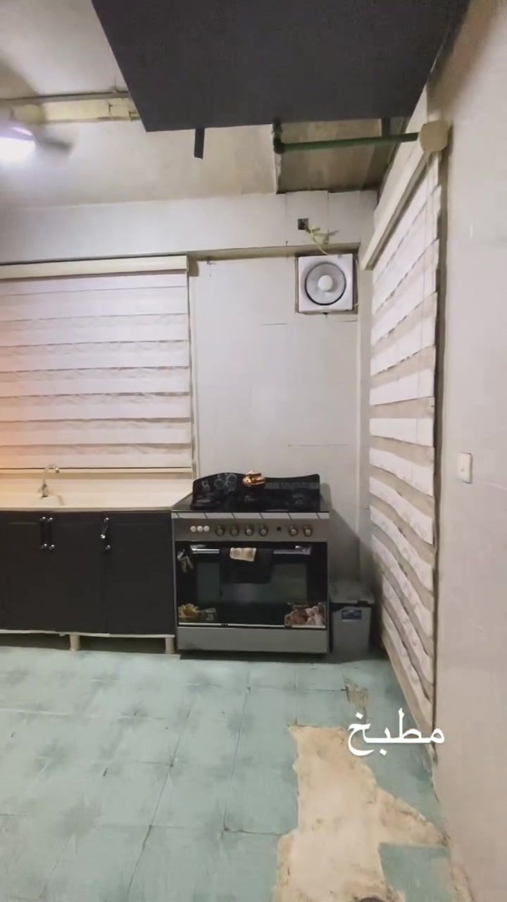 للبيع الطابق الثاني ***********  المساحه ١٢٢ متر
