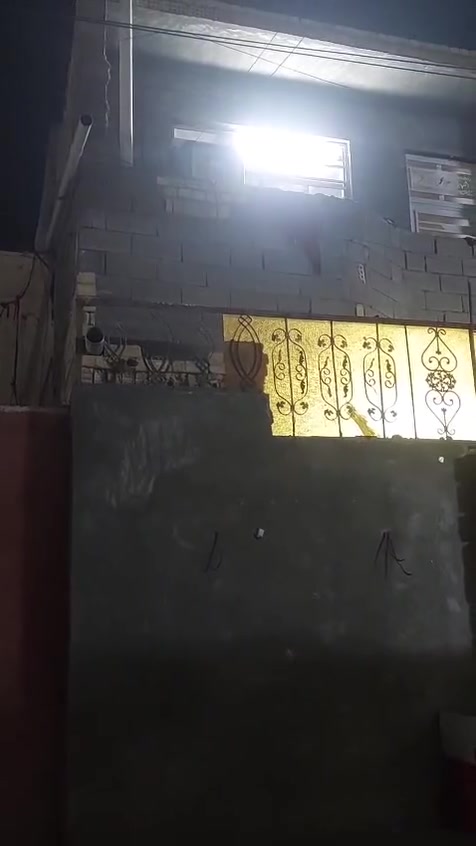 للبيع مساحه ٧٥م مسلح قاطين 4غرف وملحقات فرع مقرنص مجاري خدمات كامله قرب شارع العام بل بدايه قرب سيطرة الحميديه الاستفسار ***********

