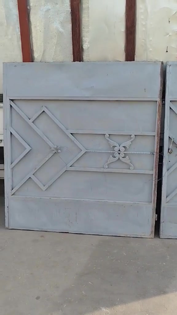 باب حوش نظيف كلش بدون جرجوبه السعر 75
