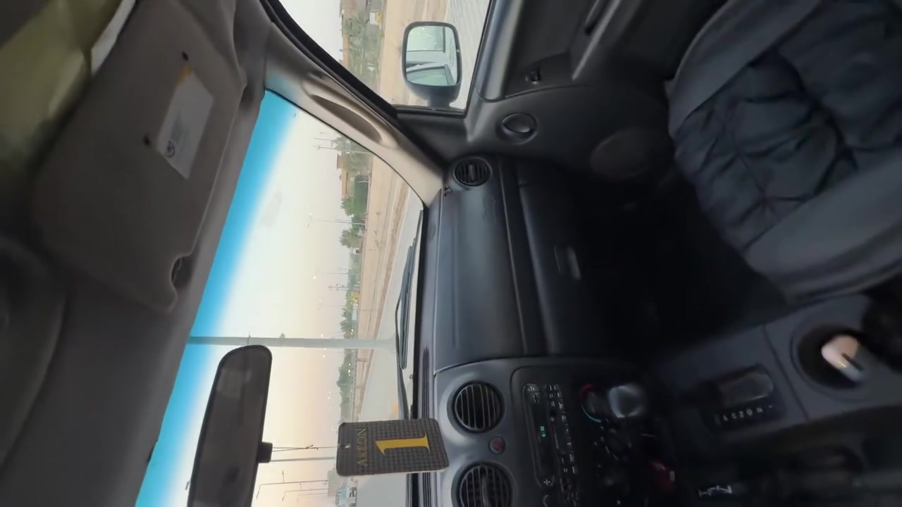 السلام عليكم  للبيع جيب لبرتي موديل 2004 مال مزاد الدوله بيها كتاب اصولي السياره مكينه وكير نضيفات تخم تاير نضيف حداديه نضيفه تبريد شغال خير من الله كهربائيات كله شغاله السعر (50) وبيه مجال للشراي للاستفسار اكثر الاتصال على الرقم ***********
مكاني  كوت العزه الجديده
