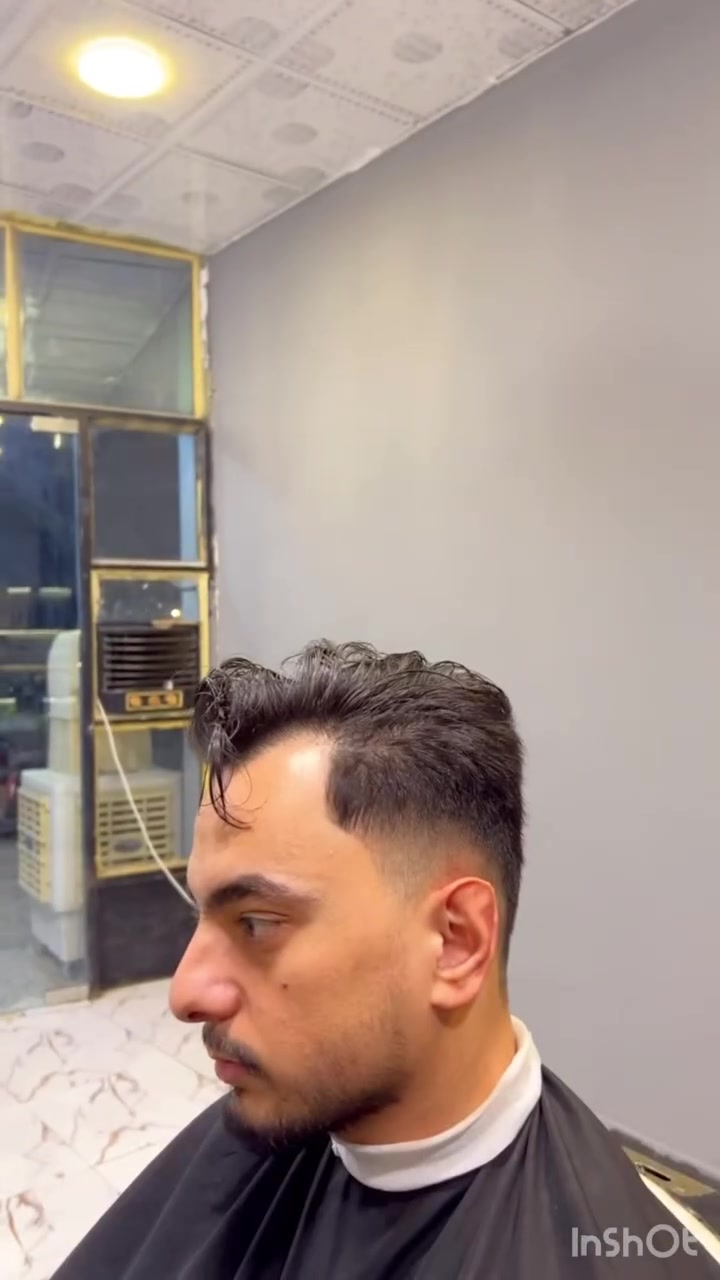 💈🤏🏻يوجد دورات حلاقه 150الف فقط 
الموقع  الرمادي شارع أربعين الصوفيه قرب جامع النور باداره  الكوافير نور القلعه اي استفسار ع هذا رقم ***********
