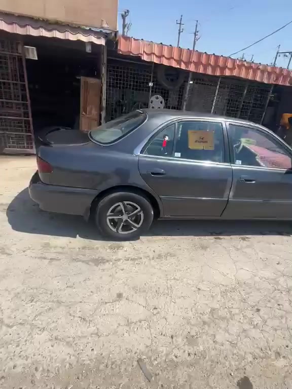 سلام عليكم 
سوناته 2موديل 93رقم بغداد انكليزي سنويه جديده الى 2030محرك 1800كير عادي 
السعر 40وبيهه مجال 
***********
