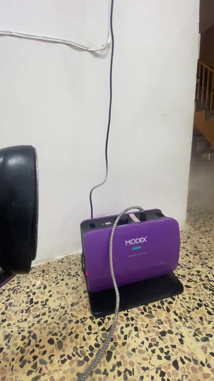 السلام عليكم

مكوى بخاري نوعيه ممتازه MODEXشغاله شرط 

سعره 90بيه مجال بسيط 

رجاء الي ميعرف سعره لا يعلق 

استفسار 

***********📱واتس 📞
