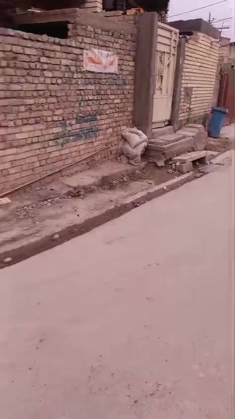 بيت للبيع • ١٢٠م • حي طارق الوسط