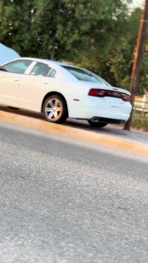 السلام عليكم
جارجر 14سياره فول فول مواصفات للأخير سياره بيه جاملغ خلفي نص صبغ وبيه ملاحظات بسيطه كير مكينه اكسل حداديه تبريد كله كفاله تخم تأير جديد كشن حار وبارد رقم بغداد بسمي تحويل مباشر مكان كوت مركز ***********
