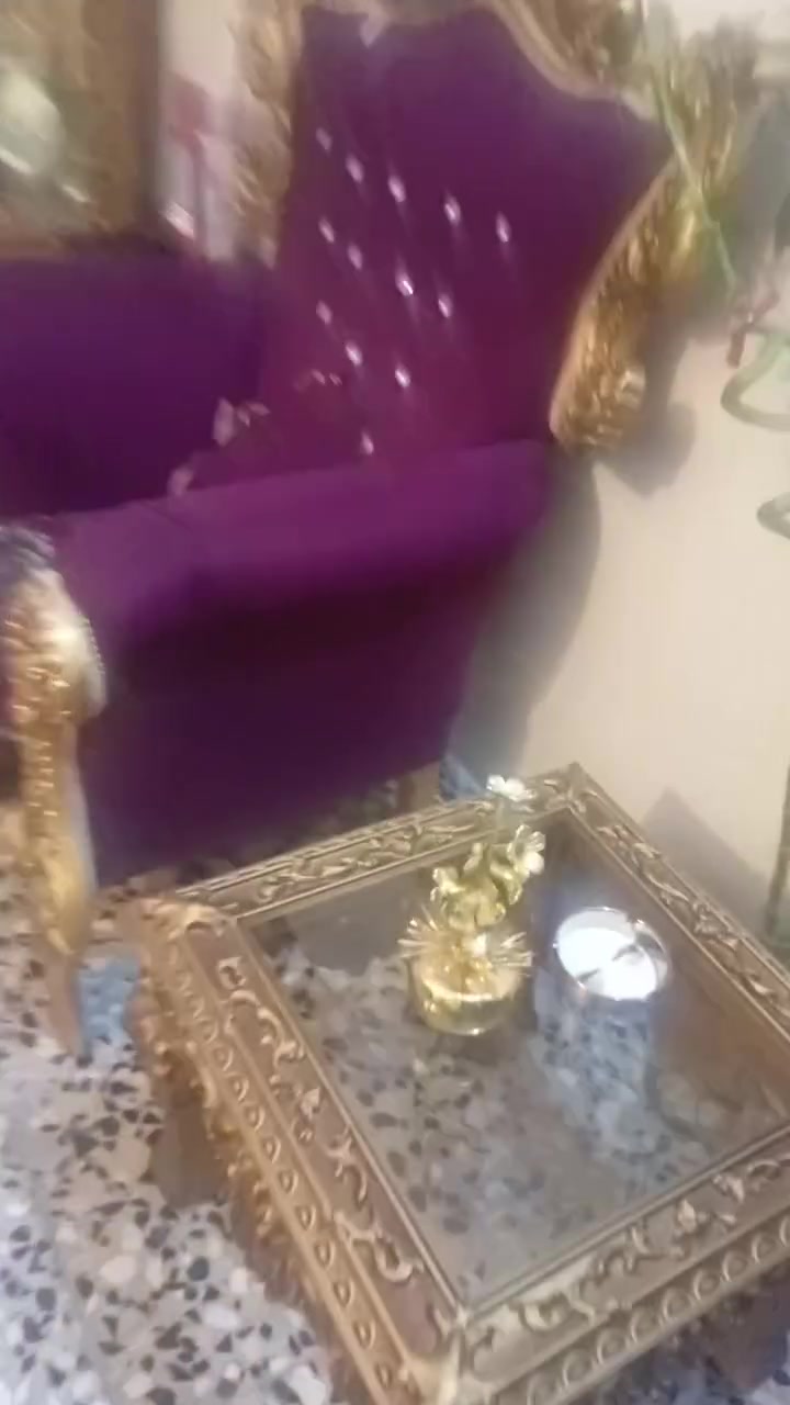 السلام عليكم عندي تخم للبيع صارله ٥ شهر من جبنا جبنا من اسليمانيه تخم ثقيل والخشب ما
لته قوي السعر الخاصه مليون ٣٠٠ الرقم الهاتف ***********
