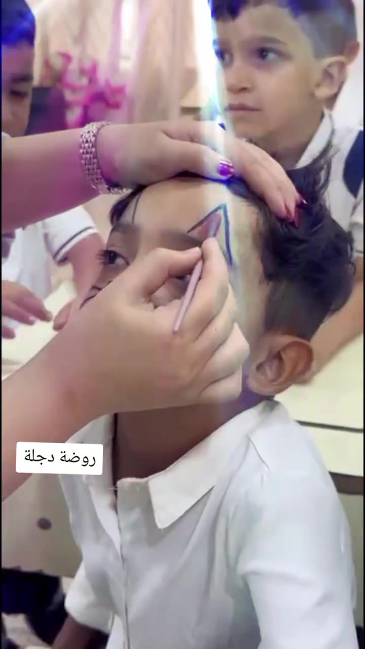 📢 تم الافتتاح! مرحباً بكم في روضة دجلة 🎈✨
​أهالينا الطيبين في حي النصر، أبواب روضة دجلة انفتحت رسمياً حتى تكون البيئة الأفضل لأطفالكم! نسعى لتقديم تعليم حديث بروح حنونة، ونهتم بطفلكم خطوة بخطوة بين لعب، تعلم، وتربية صالحة.
​📌 ليش تختارون روضة دجلة؟
​كادر متخصص: معلمات حنونات وخبرة بالتعامل مع الأطفال.
​برامج تعليمية ممتعة: تعليم الأساسيات (عربي، إنكليزي، رياضيات) بطرق تفاعلية ومبتكرة.
​بيئة آمنة ونظيفة: قاعات مجهزة ومكيفة بالكامل مع مساحات ألعاب آمنة.
​أنشطة وترفيه: فعاليات دورية لتنمية ذكاء الطفل ومهاراته الاجتماعية.
​📍 العنوان: بغداد - حي النصر الثانية - شارع الأطباء/بالقرب من مدرسة الحق
📞 للتواصل والاستفسار: [***********

⏰ متوفرة خطوط نقل باشراف مس تصل لجميع المناطق 🚌

​التسجيل مفتوح الآن والمقاعد محدودة! سارعوا بتسجيل أطفالكم لضمان مكانهم معنا. 🚀
روضة ومعهد وحضانة دجلة
