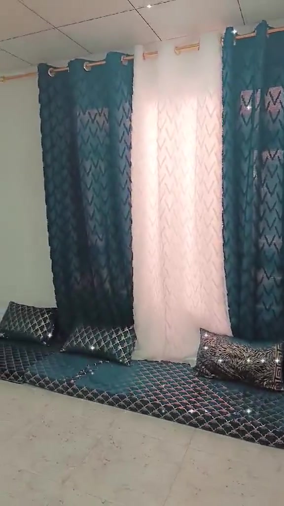 اغراض لبيع عنوان دهوك حي شرطه رقم الهاتف *********** واتس اب موجود استفصار عا واتس

