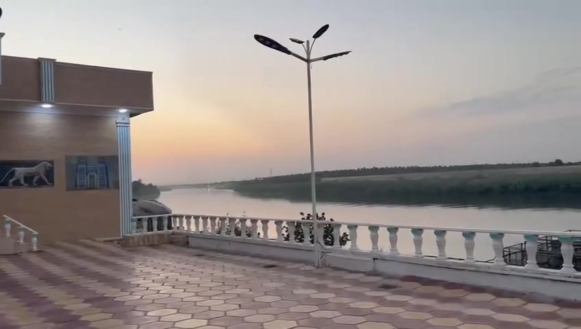 السلام عليكم- مزرعة شاطية للبيع 🌴
الموقع بغداد الراشدية قرية النور ✅
تبعد عن بوابة بغداد خمس دقائق -الطريق الرابط بين بغداد وكركوك المساحة الكلية أربعة آلاف متر - بالسند مسجلة 800 متر مربع 🌤️🏞️- العرض 40 متر -طول 100 متر 
تحويل مباشر بأسم المشتري ، باقي التفاصيل واضحة في الفيديو الاستفسار اكثر الاتصال على الرقم 👇📞

***********

#عقارات #المنصور #بغداد #مزارع #بيع #اراضي #بساتين #شراء #قطع ‎ #fpy #شراء‬
