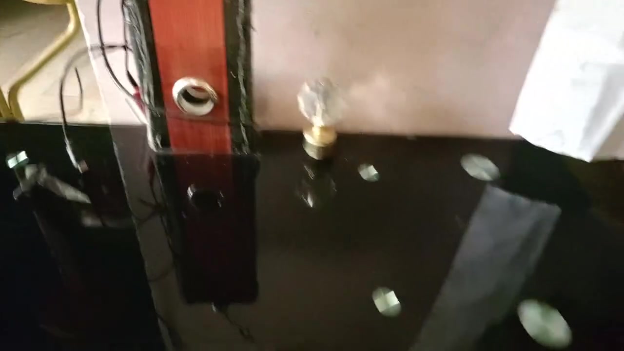 ميز بلازما • جديد • الكرخ علي الصالح