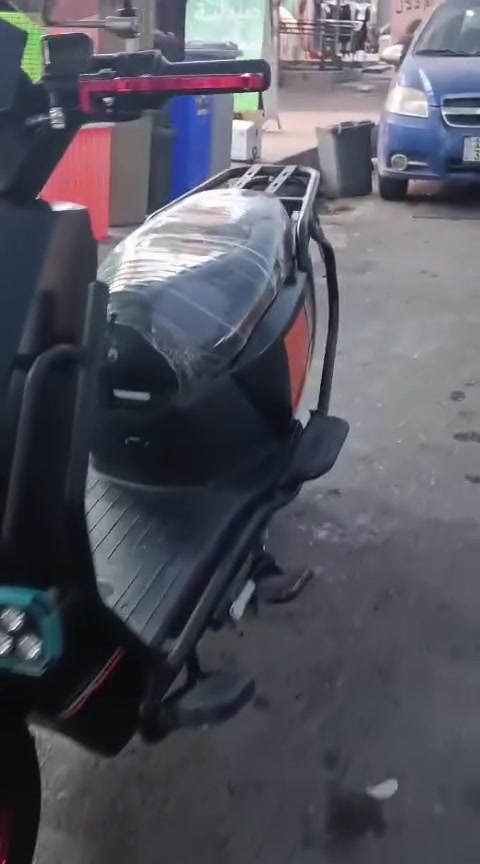 دراجه شحن للبيع فول كل شي ما بي شرط البطاريات الشاحنه كل شيء ما ابي مواصفات فول ملف 3000 عقل 3000 الضفيره كل شي شغال السعر 800 وبمجال رقم تلفون *********** وبي واتساب المكان موصل حي البكر

