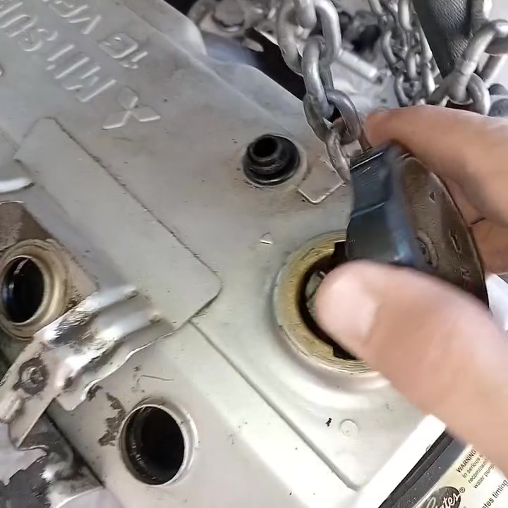 يا الله بسم الله السلام عليكم
 محرك طابوكه لانسر بومه حجم 2000 
الفيديو يتكلم عن النظافه
عنواني الحويش فريق بغداد بعقوبه المدخل قرب مطعم سامان السياحي
للحجز والاستفسار مراسله الصفحه او الاتصال على الرقم ***********
