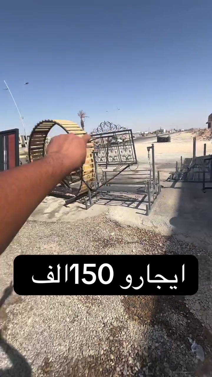 محل للإيجار • شارع سادين الستين • القادسية