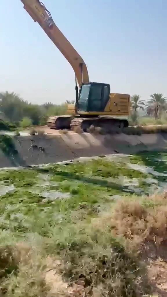 سلام عليكم سايق حفاره متفرغ للعمل مكاني بغداد ***********
