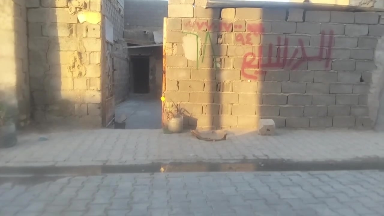 مكلف بالنشر
السلام عليكم 
       بيت للبيع 
المساحه 90متر
النزال15
الواجهيه 6
العنوان القديم شارع السمجه
السعر (20)
الهاتف (***********)
