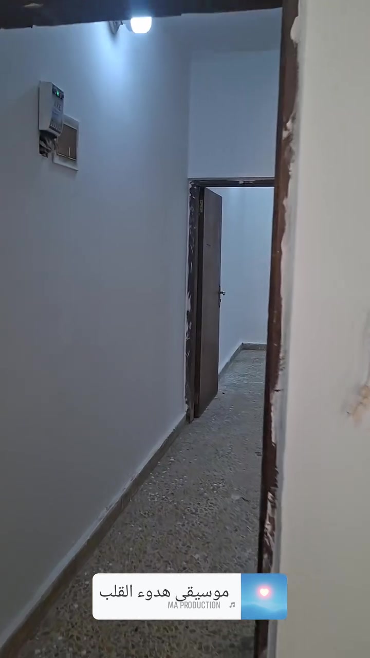 السلام عليكم بيت اللإيجار ( المواصلات 2  قرب حسينية علي بن موسى الرضا ) 
التفاصيل طابق 1 ( كراج سيارة _ استقبال _ حولي _ مطبخ كبير _ صحيات ) 
طابق 2 ( غرفتين نوم _ مخزن _ سطح كبير ) 
الاتصال _  واتس اب ***********
